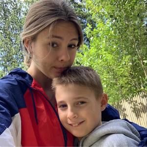 Meet your Posher, Vlada